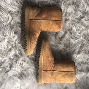 Chestnut UGG boots